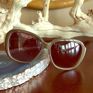 Marc by Marc Jacobs sunglasses 🕶